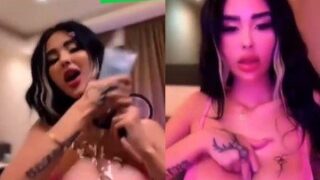 سكس جورجينا درويش العربية تغرق بزازها بالمرهم وتنيك فيهم بيدها